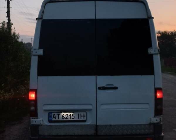 Білий Мерседес Sprinter, об'ємом двигуна 2.7 л та пробігом 80 тис. км за 7100 $, фото 1 на Automoto.ua