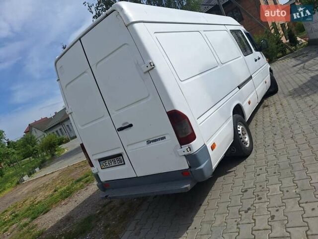 Белый Мерседес Sprinter, объемом двигателя 2.2 л и пробегом 413 тыс. км за 5900 $, фото 15 на Automoto.ua
