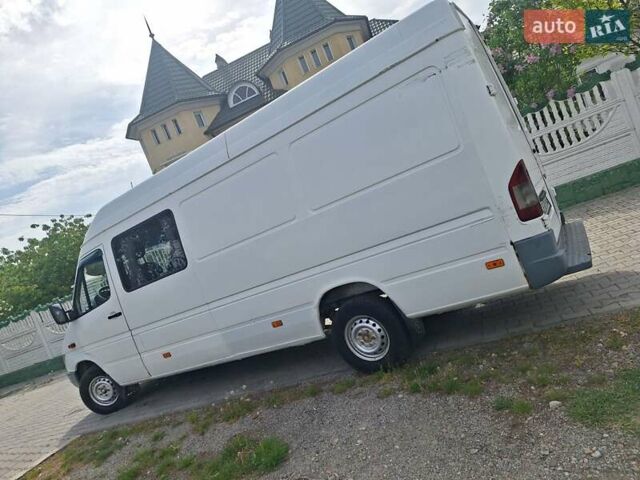 Белый Мерседес Sprinter, объемом двигателя 2.2 л и пробегом 413 тыс. км за 5900 $, фото 20 на Automoto.ua