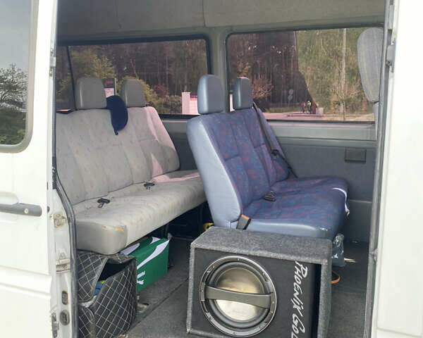 Белый Мерседес Sprinter, объемом двигателя 2.7 л и пробегом 335 тыс. км за 8800 $, фото 12 на Automoto.ua
