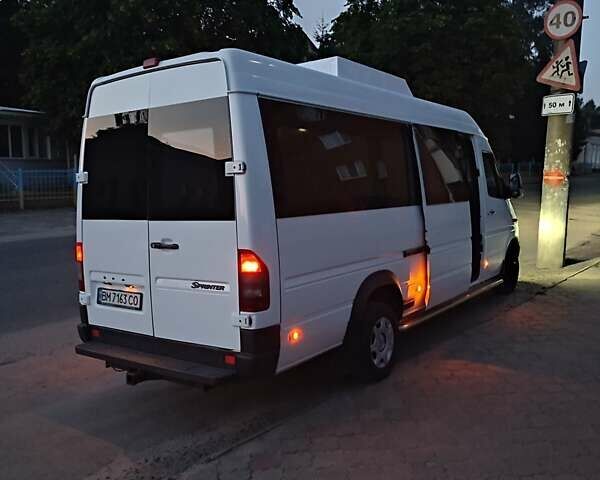 Белый Мерседес Sprinter, объемом двигателя 2.7 л и пробегом 700 тыс. км за 15000 $, фото 19 на Automoto.ua