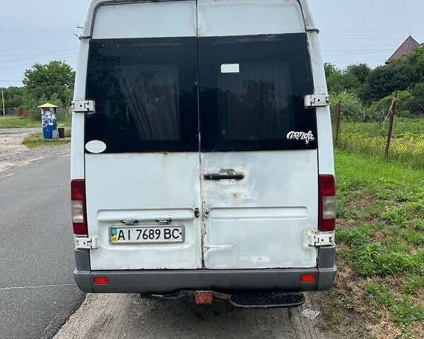 Білий Мерседес Sprinter, об'ємом двигуна 2.2 л та пробігом 250 тис. км за 6500 $, фото 4 на Automoto.ua