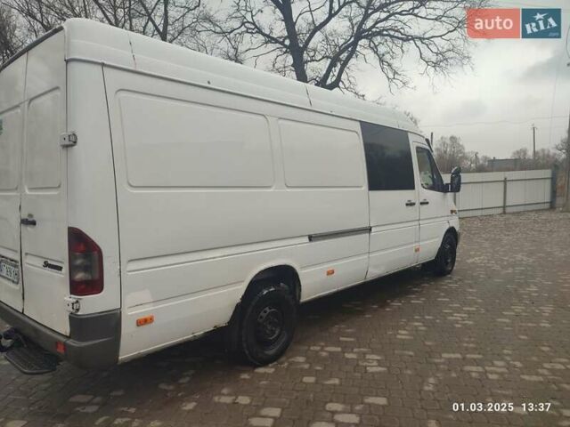 Белый Мерседес Sprinter, объемом двигателя 2.7 л и пробегом 285 тыс. км за 8099 $, фото 1 на Automoto.ua