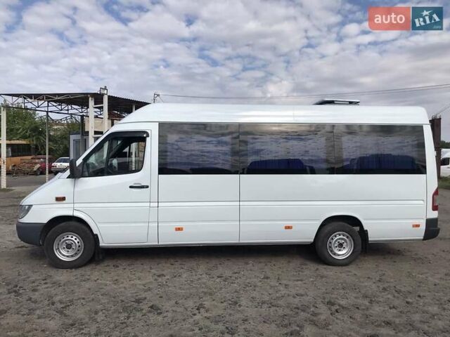 Білий Мерседес Sprinter, об'ємом двигуна 2.15 л та пробігом 500 тис. км за 11500 $, фото 2 на Automoto.ua