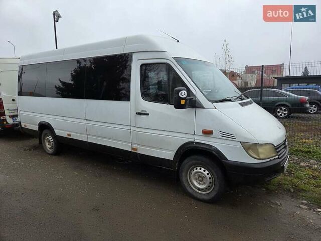 Белый Мерседес Sprinter, объемом двигателя 2.7 л и пробегом 349 тыс. км за 7500 $, фото 10 на Automoto.ua