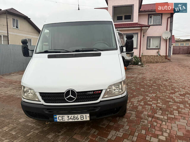 Белый Мерседес Sprinter, объемом двигателя 2.69 л и пробегом 600 тыс. км за 9250 $, фото 19 на Automoto.ua