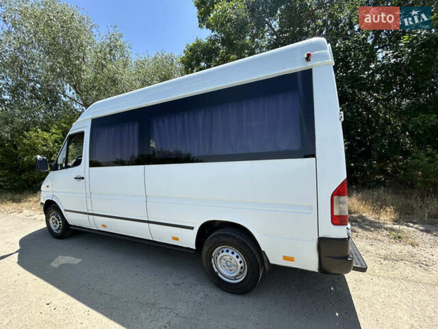 Білий Мерседес Sprinter, об'ємом двигуна 2.2 л та пробігом 685 тис. км за 4800 $, фото 2 на Automoto.ua