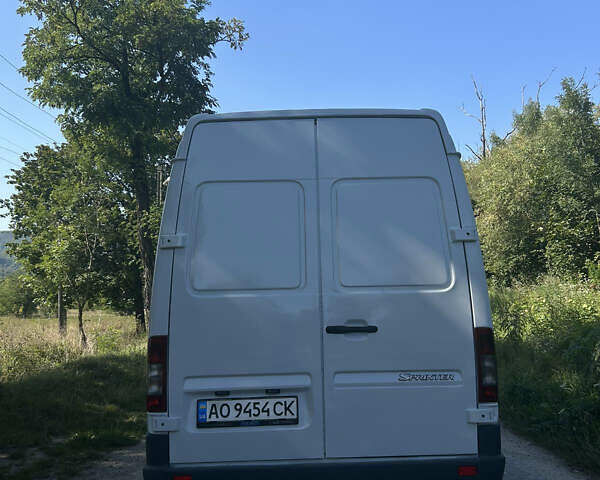 Белый Мерседес Sprinter, объемом двигателя 2.1 л и пробегом 300 тыс. км за 7300 $, фото 7 на Automoto.ua