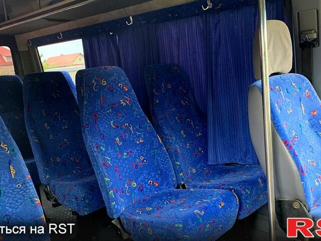 Белый Мерседес Sprinter, объемом двигателя 2.1 л и пробегом 460 тыс. км за 5500 $, фото 2 на Automoto.ua