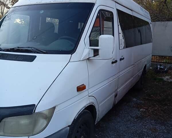 Мерседес Sprinter 2001 у Кам'янське (Дніпродзержинськ) на Automoto.ua Білий Мерседес Sprinter, об'ємом двигуна 2.15 л та пробігом 5 тис. км за 5000 $, фото 12 на Automoto.ua