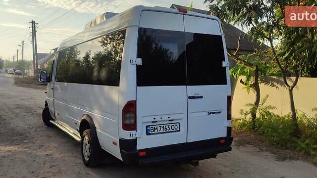 Белый Мерседес Sprinter, объемом двигателя 2.7 л и пробегом 700 тыс. км за 15000 $, фото 6 на Automoto.ua