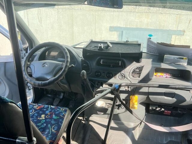 Белый Мерседес Sprinter, объемом двигателя 2.15 л и пробегом 542 тыс. км за 9600 $, фото 8 на Automoto.ua