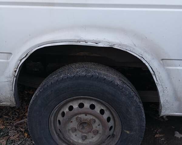 Мерседес Sprinter 2001 у Кам'янське (Дніпродзержинськ) на Automoto.ua Білий Мерседес Sprinter, об'ємом двигуна 2.15 л та пробігом 5 тис. км за 5000 $, фото 16 на Automoto.ua