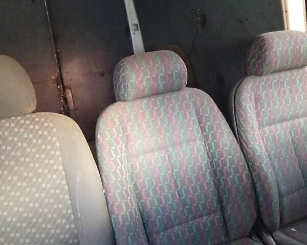 Білий Мерседес Sprinter, об'ємом двигуна 2.1 л та пробігом 247 тис. км за 6000 $, фото 4 на Automoto.ua