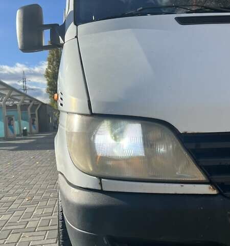Білий Мерседес Sprinter, об'ємом двигуна 2.2 л та пробігом 902 тис. км за 7900 $, фото 8 на Automoto.ua