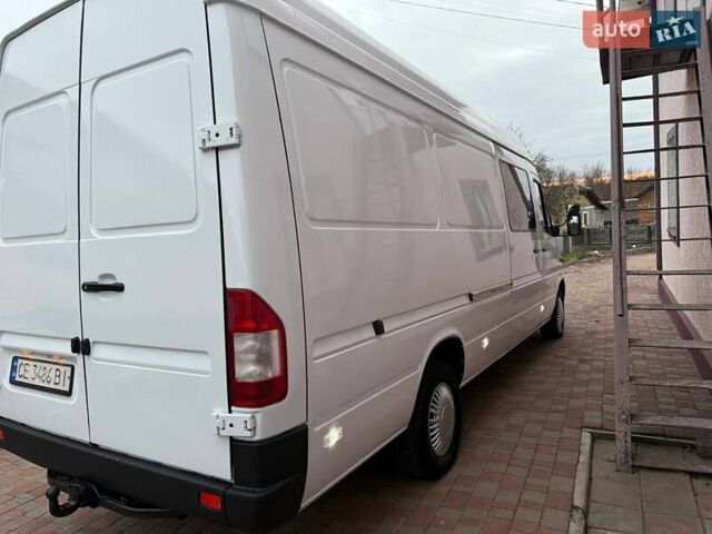 Белый Мерседес Sprinter, объемом двигателя 2.69 л и пробегом 600 тыс. км за 9250 $, фото 6 на Automoto.ua