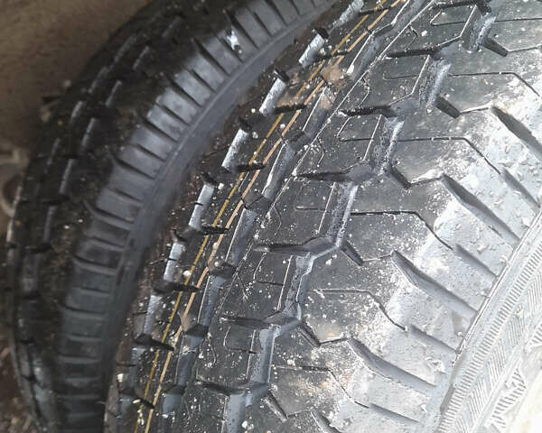 Белый Мерседес Sprinter, объемом двигателя 2.3 л и пробегом 500 тыс. км за 10000 $, фото 3 на Automoto.ua