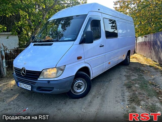 Білий Мерседес Sprinter, об'ємом двигуна 2.7 л та пробігом 1 тис. км за 7900 $, фото 10 на Automoto.ua