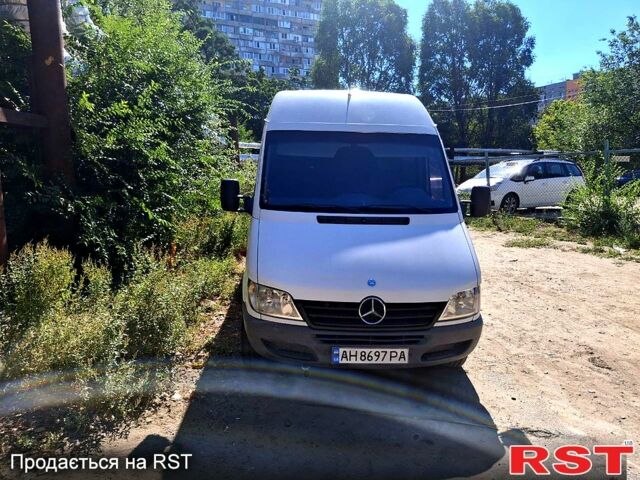 Білий Мерседес Sprinter, об'ємом двигуна 2.1 л та пробігом 355 тис. км за 7500 $, фото 11 на Automoto.ua
