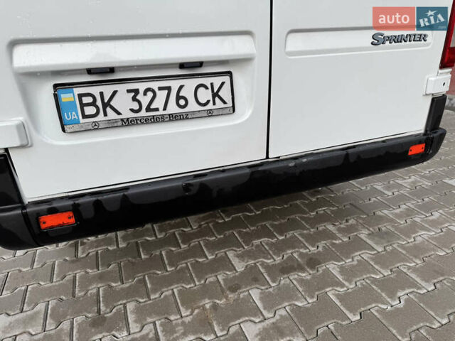 Білий Мерседес Sprinter, об'ємом двигуна 2.2 л та пробігом 361 тис. км за 9399 $, фото 27 на Automoto.ua