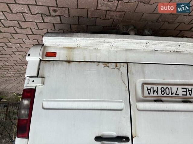 Белый Мерседес Sprinter, объемом двигателя 2.15 л и пробегом 592 тыс. км за 6499 $, фото 15 на Automoto.ua