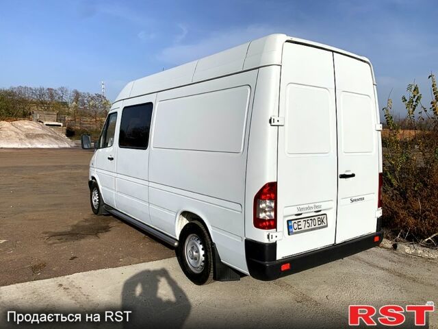 Белый Мерседес Sprinter, объемом двигателя 2.7 л и пробегом 526 тыс. км за 8500 $, фото 5 на Automoto.ua