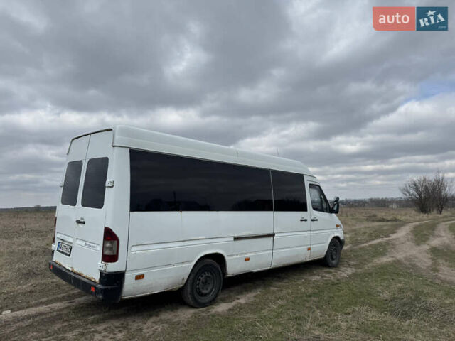 Белый Мерседес Sprinter, объемом двигателя 2.1 л и пробегом 850 тыс. км за 4700 $, фото 11 на Automoto.ua