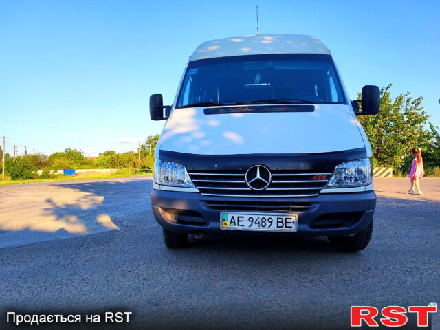 Белый Мерседес Sprinter, объемом двигателя 2.2 л и пробегом 0 тыс. км за 7000 $, фото 4 на Automoto.ua