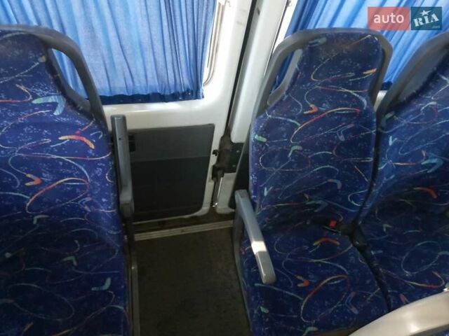 Белый Мерседес Sprinter, объемом двигателя 2.15 л и пробегом 500 тыс. км за 8500 $, фото 4 на Automoto.ua