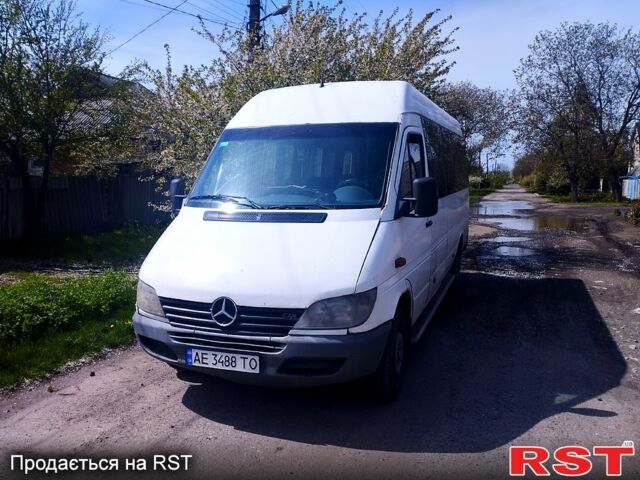 Белый Мерседес Sprinter, объемом двигателя 2.1 л и пробегом 1 тыс. км за 8500 $, фото 1 на Automoto.ua