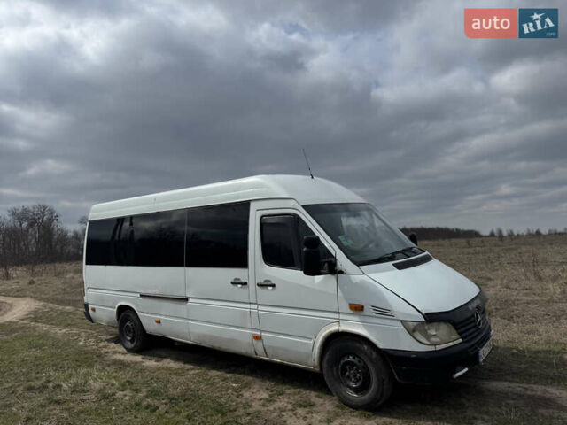 Білий Мерседес Sprinter, об'ємом двигуна 2.1 л та пробігом 850 тис. км за 4700 $, фото 3 на Automoto.ua