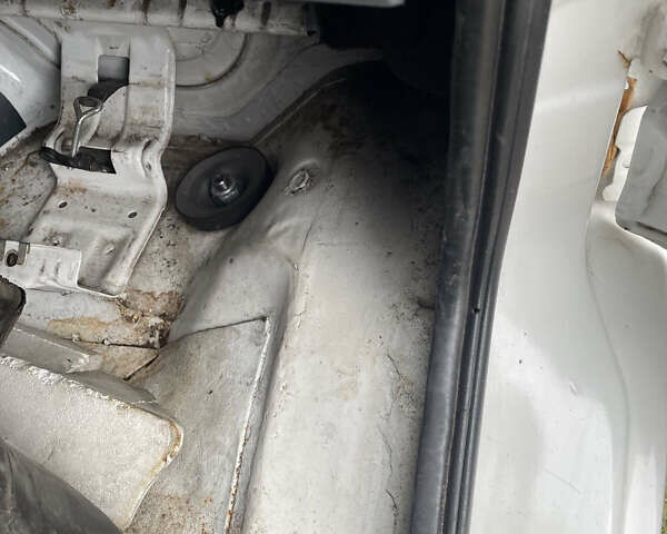 Білий Мерседес Sprinter, об'ємом двигуна 0 л та пробігом 1 тис. км за 7500 $, фото 14 на Automoto.ua