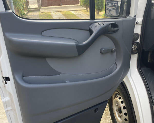 Білий Мерседес Sprinter, об'ємом двигуна 2.2 л та пробігом 468 тис. км за 9200 $, фото 10 на Automoto.ua