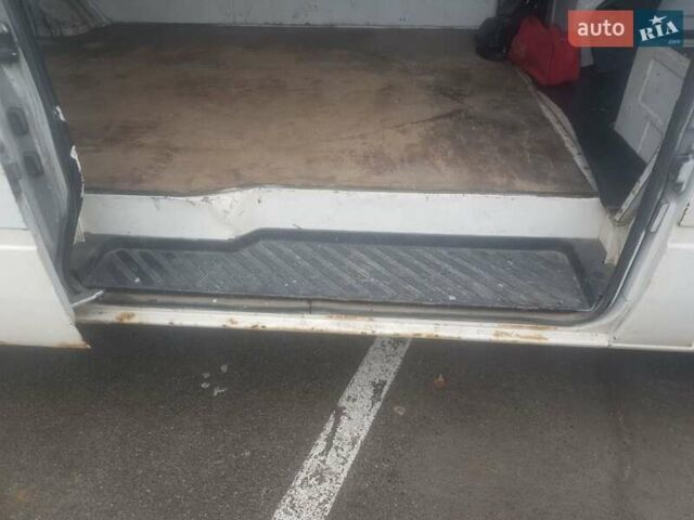 Белый Мерседес Sprinter, объемом двигателя 2.15 л и пробегом 360 тыс. км за 5800 $, фото 5 на Automoto.ua