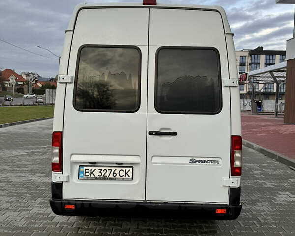 Білий Мерседес Sprinter, об'ємом двигуна 2.2 л та пробігом 361 тис. км за 9399 $, фото 28 на Automoto.ua