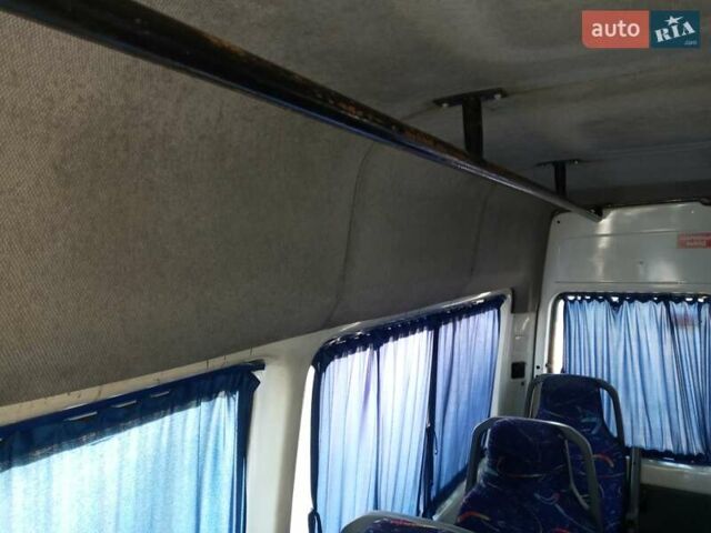Белый Мерседес Sprinter, объемом двигателя 2.15 л и пробегом 500 тыс. км за 8500 $, фото 8 на Automoto.ua