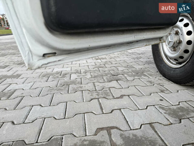 Білий Мерседес Sprinter, об'ємом двигуна 2.2 л та пробігом 361 тис. км за 9399 $, фото 19 на Automoto.ua