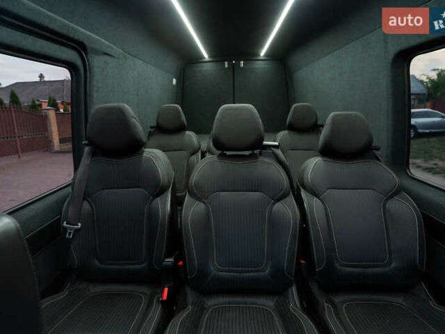 Белый Мерседес Sprinter, объемом двигателя 2.69 л и пробегом 580 тыс. км за 16300 $, фото 5 на Automoto.ua