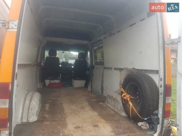 Белый Мерседес Sprinter, объемом двигателя 2.15 л и пробегом 360 тыс. км за 5800 $, фото 8 на Automoto.ua