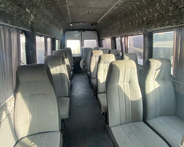 Білий Мерседес Sprinter, об'ємом двигуна 0 л та пробігом 150 тис. км за 7000 $, фото 2 на Automoto.ua