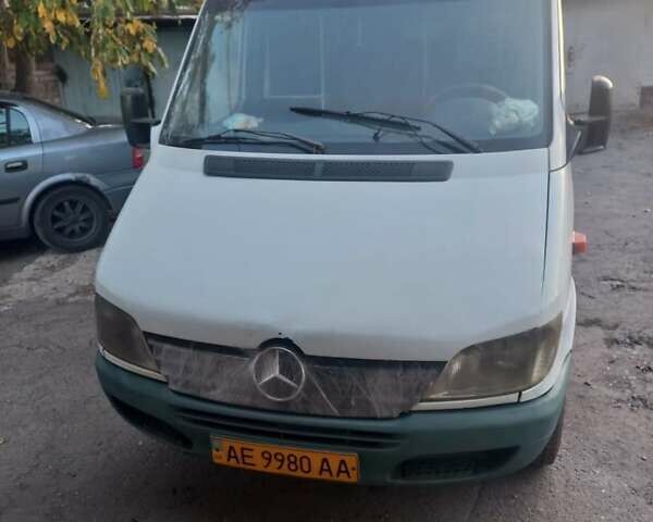 Белый Мерседес Sprinter, объемом двигателя 0 л и пробегом 3 тыс. км за 7000 $, фото 1 на Automoto.ua