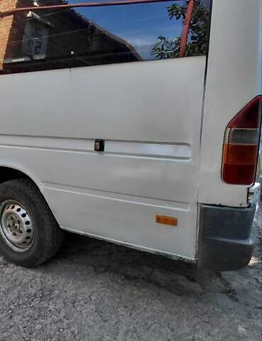 Белый Мерседес Sprinter, объемом двигателя 0 л и пробегом 160 тыс. км за 5500 $, фото 1 на Automoto.ua