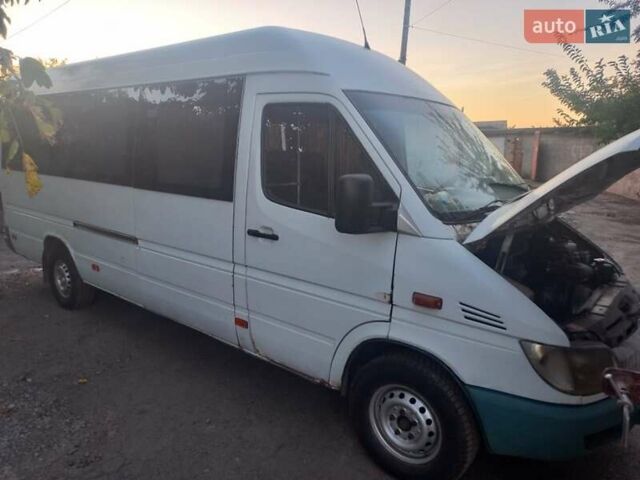 Белый Мерседес Sprinter, объемом двигателя 0 л и пробегом 3 тыс. км за 7000 $, фото 10 на Automoto.ua