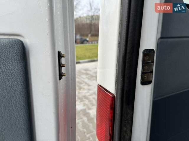 Білий Мерседес Sprinter, об'ємом двигуна 2.2 л та пробігом 361 тис. км за 9399 $, фото 33 на Automoto.ua