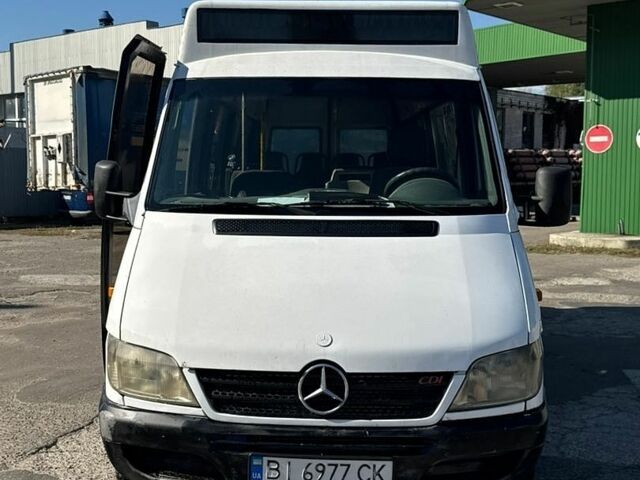Белый Мерседес Sprinter, объемом двигателя 2.3 л и пробегом 400 тыс. км за 10900 $, фото 10 на Automoto.ua