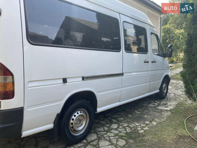 Білий Мерседес Sprinter, об'ємом двигуна 2.2 л та пробігом 468 тис. км за 9200 $, фото 25 на Automoto.ua