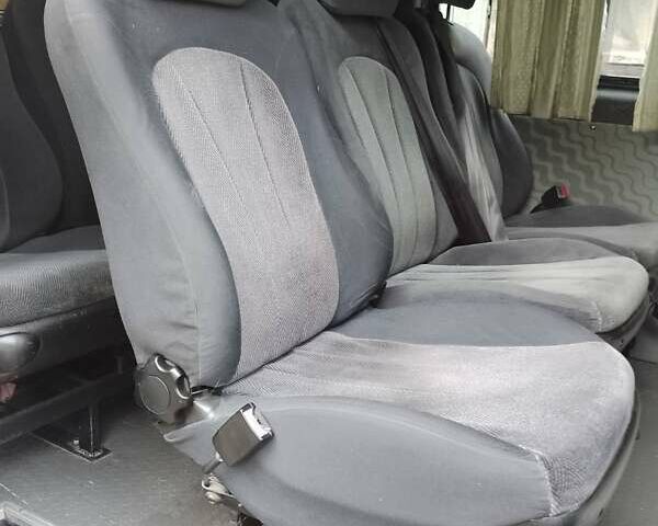 Белый Мерседес Sprinter, объемом двигателя 2.1 л и пробегом 350 тыс. км за 8300 $, фото 5 на Automoto.ua