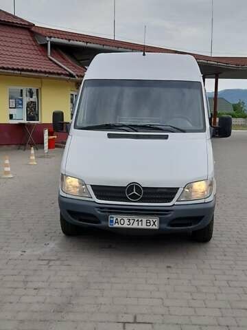 Белый Мерседес Sprinter, объемом двигателя 2.15 л и пробегом 600 тыс. км за 8700 $, фото 27 на Automoto.ua