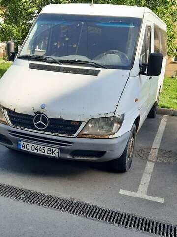 Білий Мерседес Sprinter, об'ємом двигуна 2.15 л та пробігом 500 тис. км за 4999 $, фото 3 на Automoto.ua