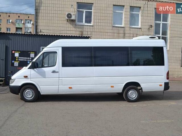 Белый Мерседес Sprinter, объемом двигателя 2.87 л и пробегом 700 тыс. км за 7999 $, фото 5 на Automoto.ua